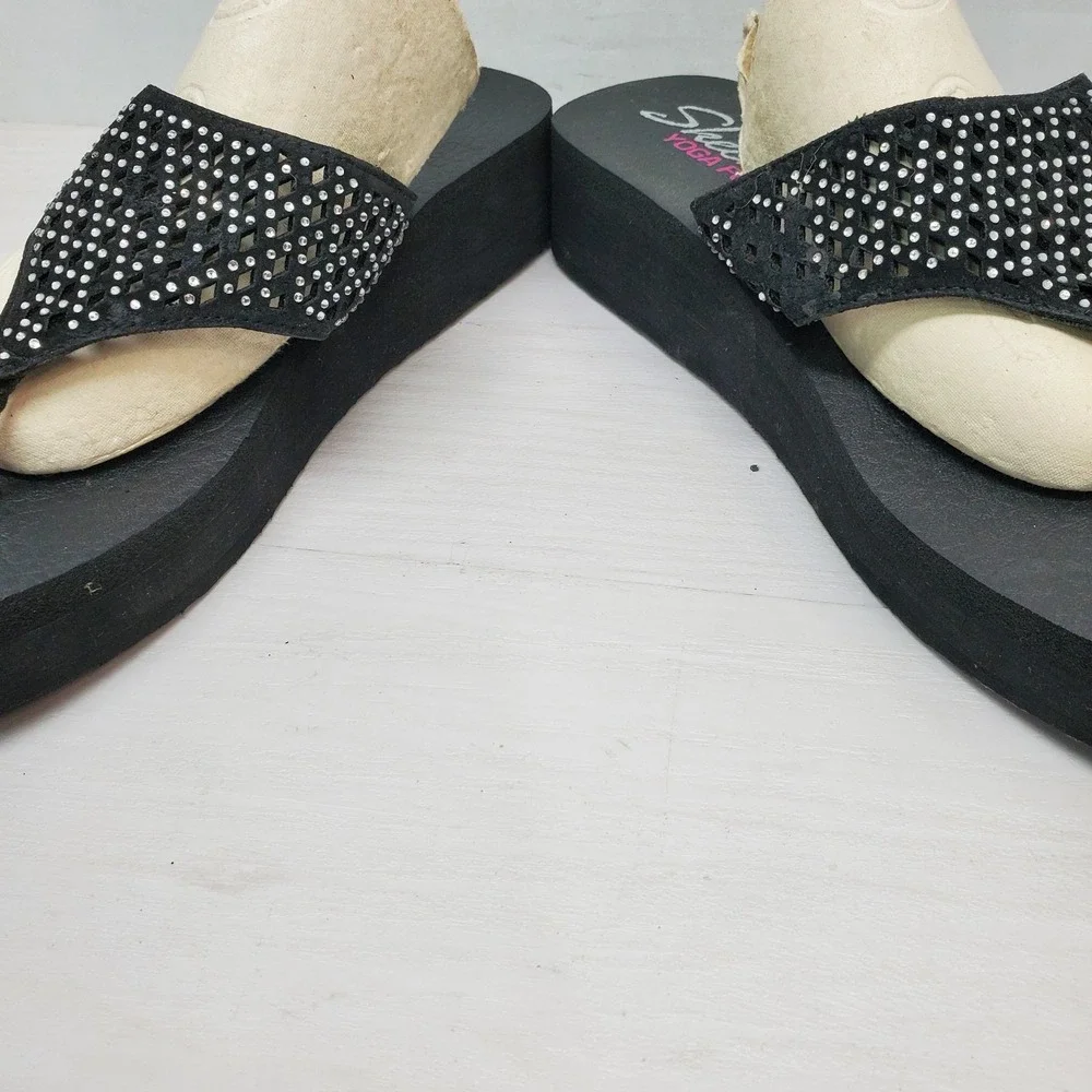 Skechers Yoga Foam Beeded Flip Flops Womens 9 Boho Fast Shipping